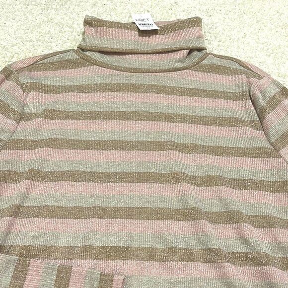 NWT- LOFT - M. Shimmer Turtleneck - Picture 3 of 6